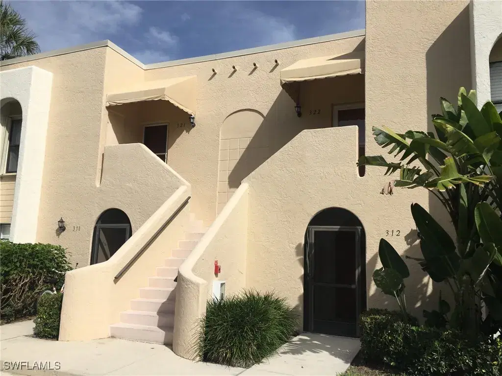 Picture of 3324 Olympic Dr 322, Naples, FL 34105