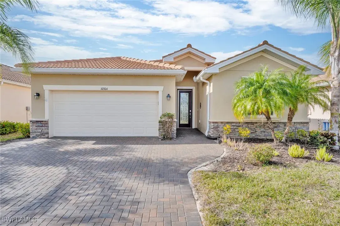 Picture of 10304 Livorno Dr, Fort Myers, FL 33913