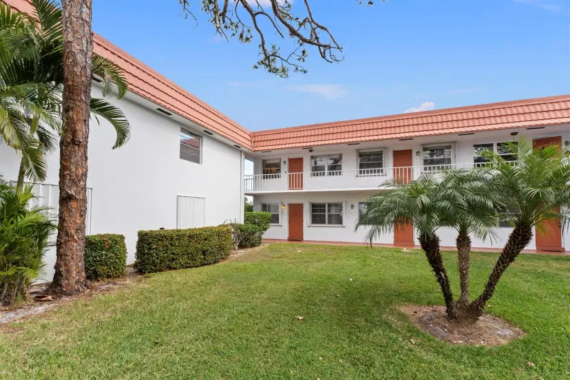 Picture of 2600 SE Ocean Boulevard Hh10, Stuart FL 34996