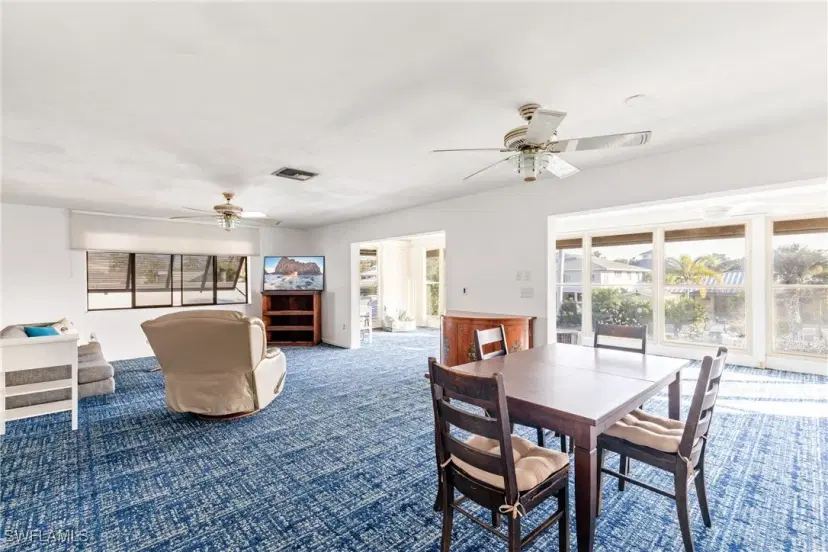 Picture of 2718 Shoreview Dr, Naples FL 34112