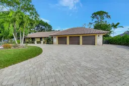 Picture of 581 S Country Club Drive, Atlantis, FL 33462