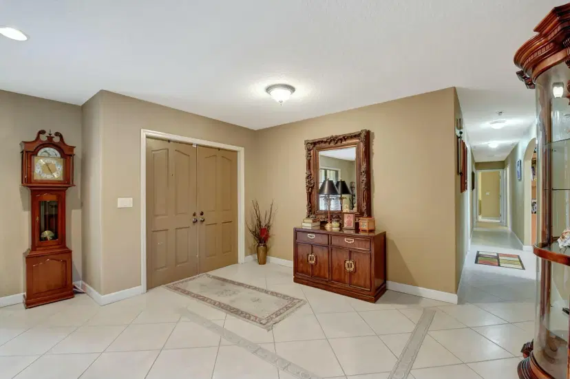 Picture of 581 S Country Club Drive, Atlantis FL 33462