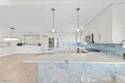 Picture of 14813 Laguna Dr 301, Fort Myers, FL 33908