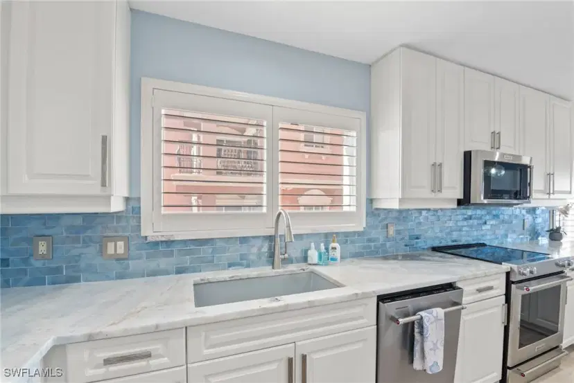 Picture of 14813 Laguna Dr 301, Fort Myers FL 33908