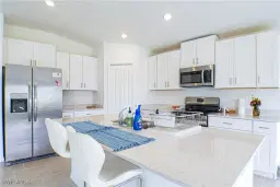Picture of 4110 Etna Ct, North Fort Myers, FL 33917