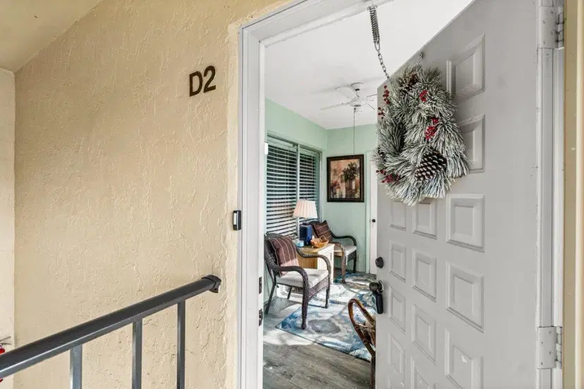 Picture of 414 Pine Glen Lane D-2, Greenacres FL 33463