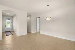 Picture of 14650 Laguna Dr, Fort Myers, FL 33908