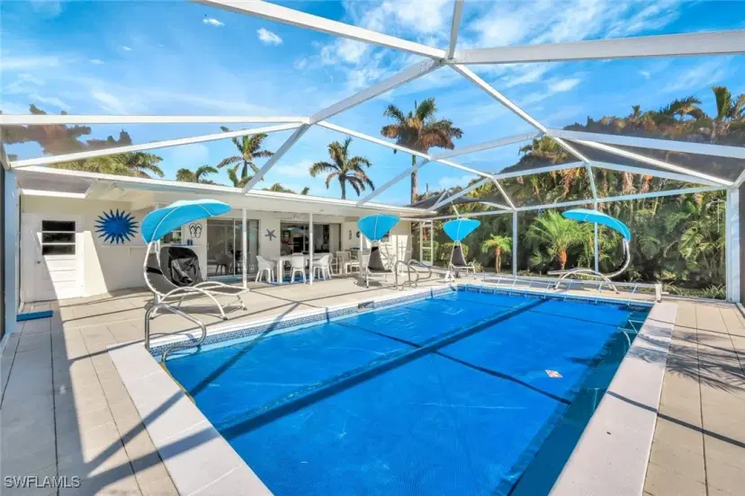 Picture of 440 Avalon Dr, Cape Coral FL 33904