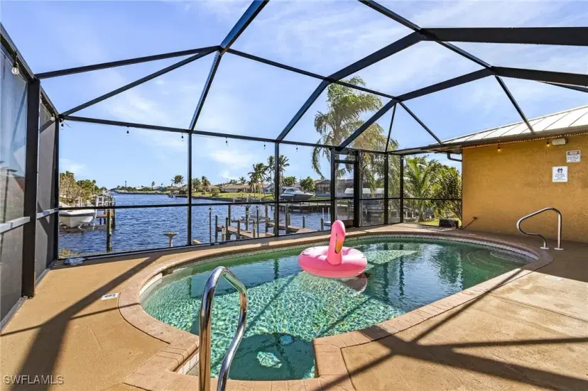 Picture of 2807 Country Club Blvd, Cape Coral FL 33904