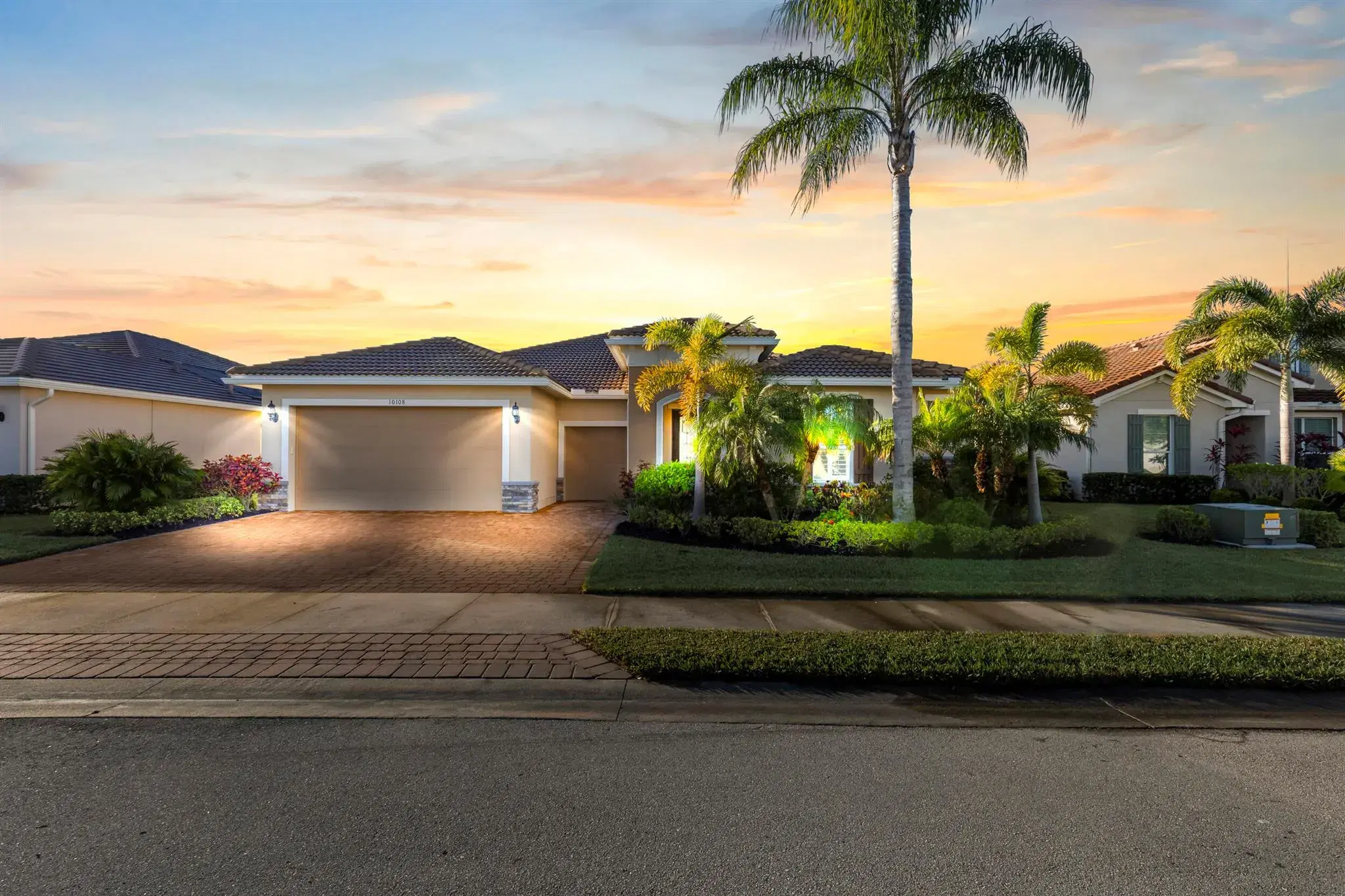 Picture of 10108 SW Cypress Wood Court, Port St Lucie, FL 34987
