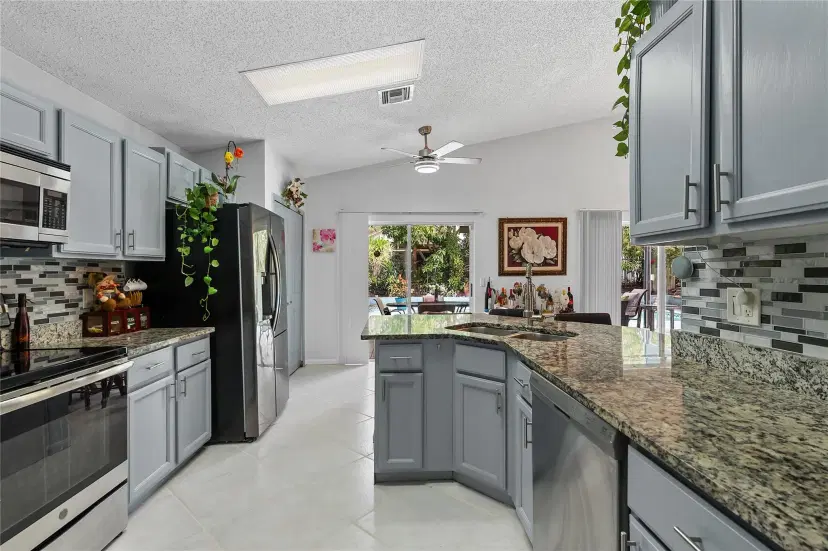 Picture of 5161 Willow Pond Rd, West Palm Beach FL 33417