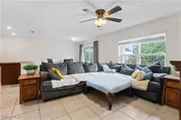 Picture of 1100 NE 36Th St, Cape Coral, FL 33909