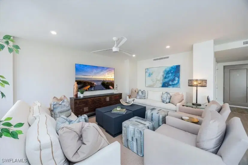Picture of 4401 Gulf Shore Blvd N 1606, Naples FL 34103