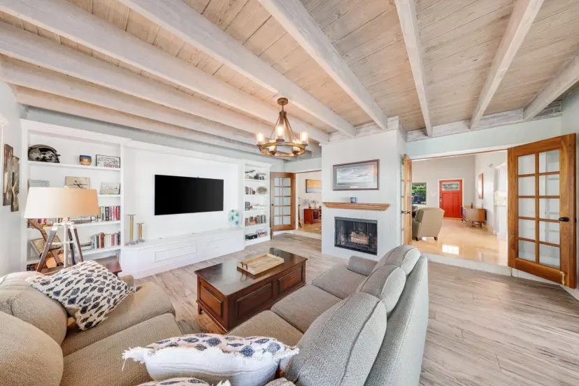 Picture of 2151 NE 27Th Court, Lighthouse Point FL 33064