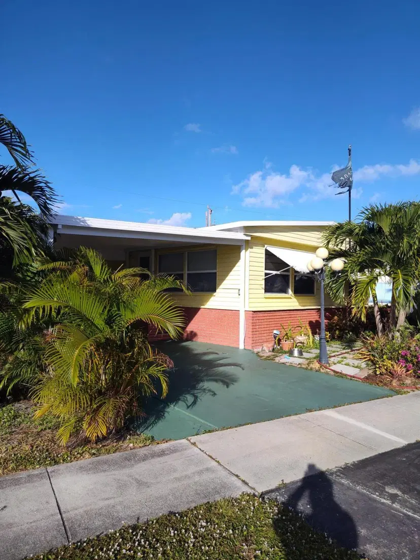 Picture of 4215 Meadow View Drive, Boynton Beach FL 33436