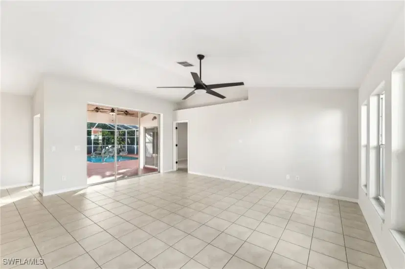 Picture of 926 SW 37Th St, Cape Coral FL 33914