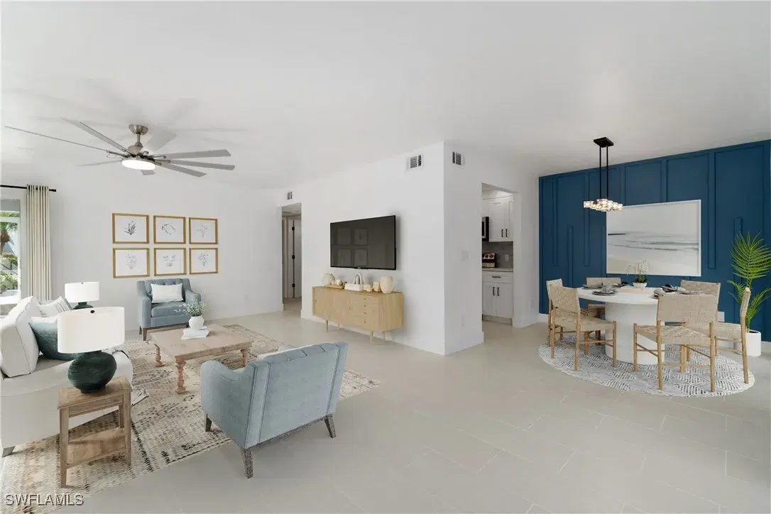 Picture of 2106 Tama Cir 102, Naples, FL 34112