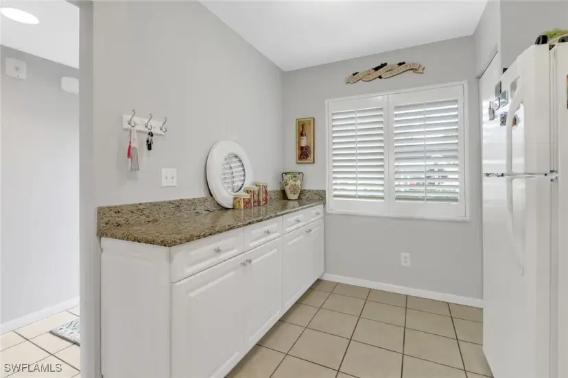 Picture of 5970 Amherst Dr C104, Naples FL 34112