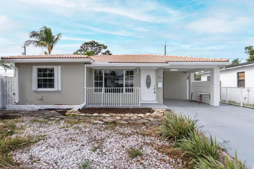 Picture of 1609 N J Terrace, Lake Worth Beach FL 33460