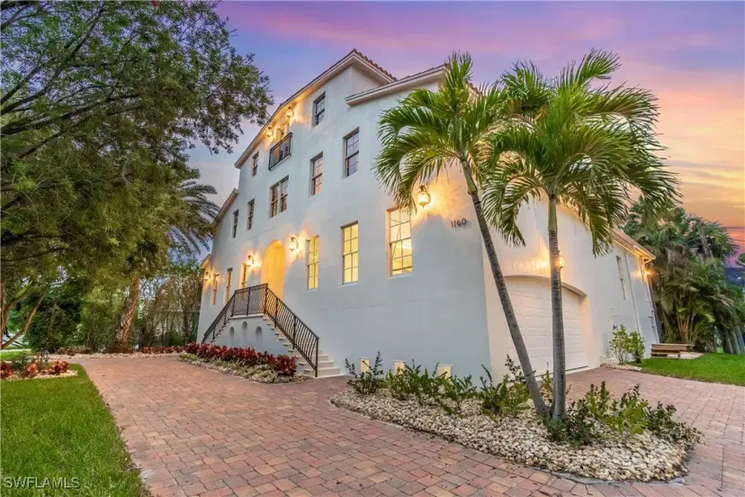 Picture of 1160 8Th St S, Naples FL 34102