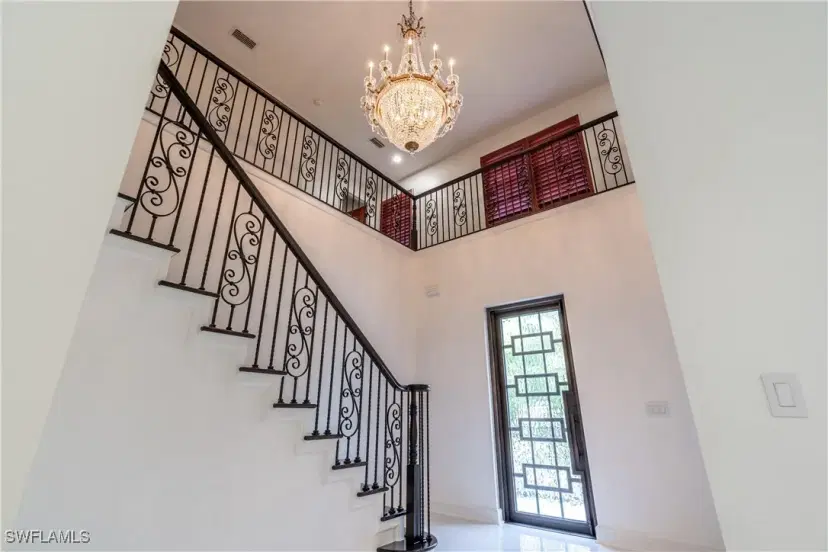 Picture of 1160 8Th St S, Naples FL 34102