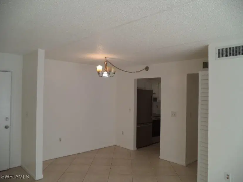Picture of 3704 Broadway 105, Fort Myers FL 33901