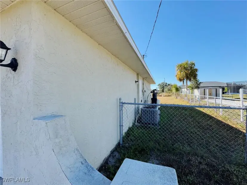 Picture of 3032 NW 5Th Ave, Cape Coral FL 33993