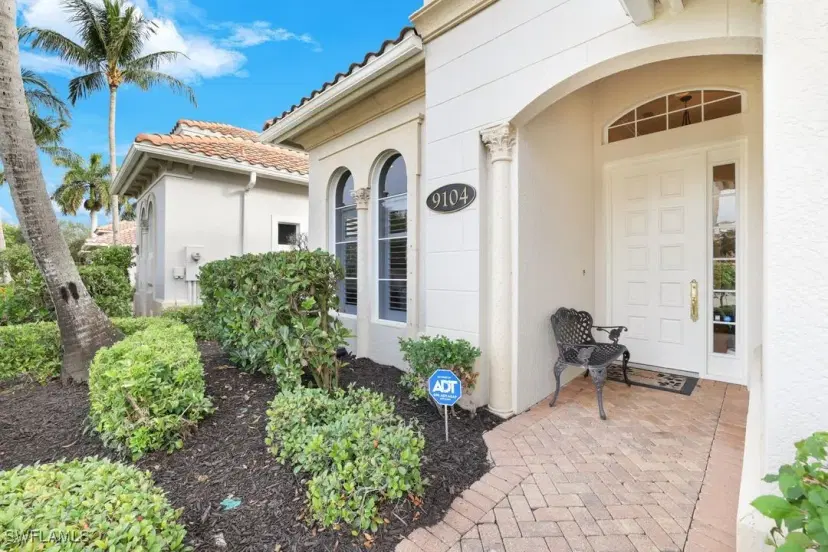 Picture of 9104 Cherry Oaks Trl, Naples FL 34114