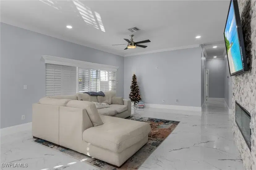 Picture of 751 Bahama Ave S, Lehigh Acres FL 33974