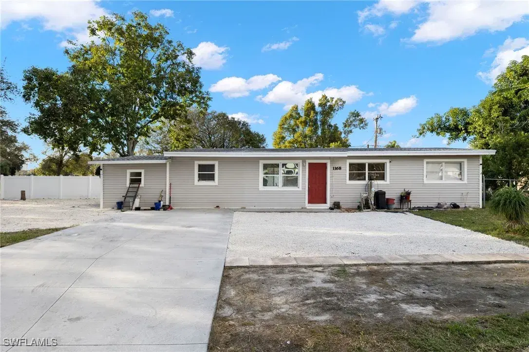 Picture of 1168 Sumter Dr, Fort Myers, FL 33905