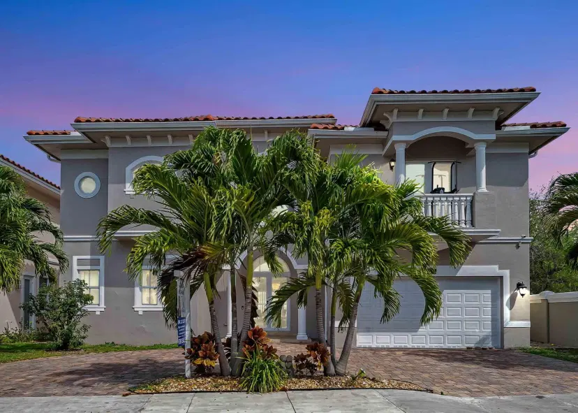 Picture of 3521 Forest View Circle, Dania Beach FL 33312