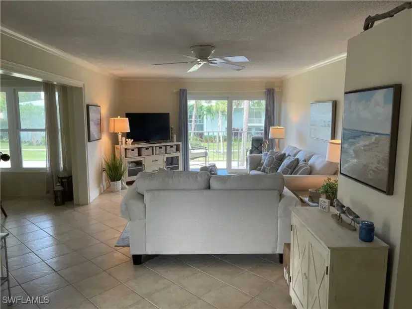 Picture of 634 12Th Ave S 634, Naples FL 34102