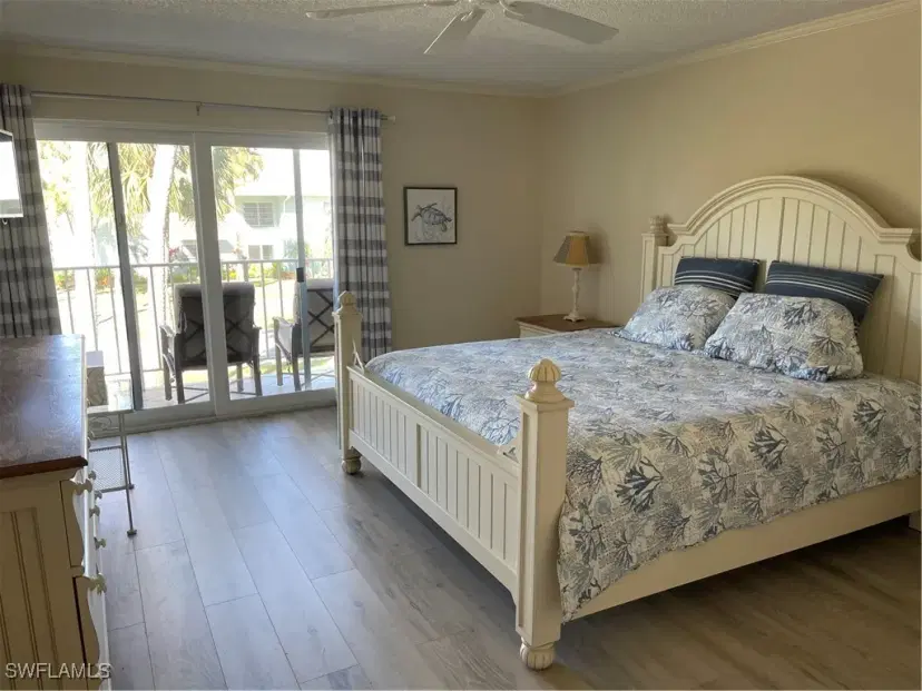 Picture of 634 12Th Ave S 634, Naples FL 34102