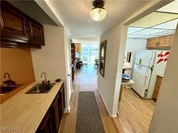Picture of 300 Forest Lakes Blvd 101, Naples, FL 34105
