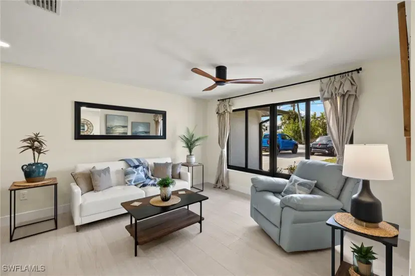 Picture of 11451 Rebecca Cir, Fort Myers Beach FL 33931