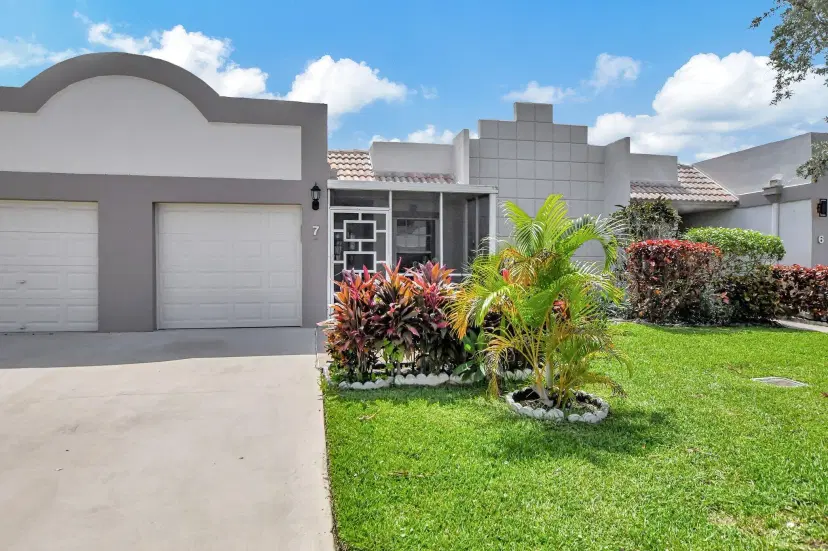 Picture of 18820 Stewart Circle 7, Boca Raton FL 33496