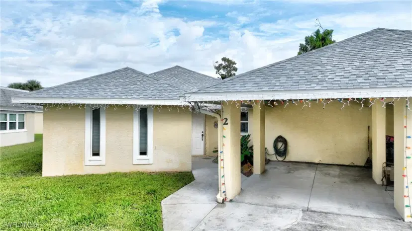 Picture of 2 E Greens Cir, Lehigh Acres FL 33936
