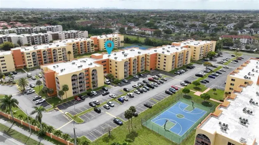Picture of 6990 NW 186Th St 4-103, Hialeah FL 33015
