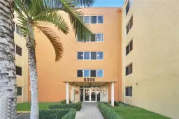 Picture of 6990 NW 186Th St 4-103, Hialeah, FL 33015