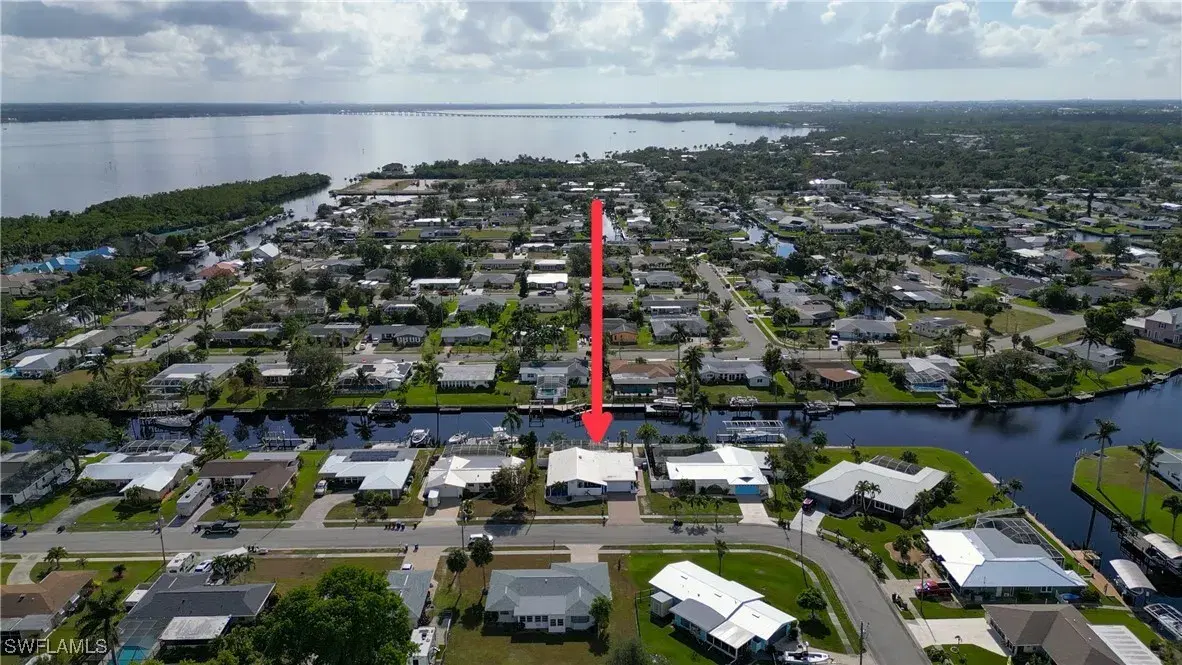 Picture of 1661 Swan Ter, North Fort Myers, FL 33903