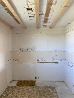 Picture of 6220 Augusta Dr 414, Fort Myers, FL 33907