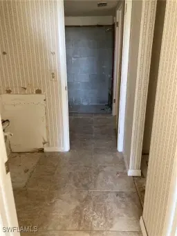 Picture of 6220 Augusta Dr 414, Fort Myers, FL 33907