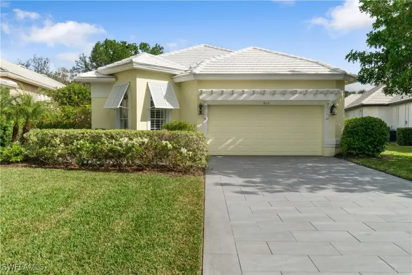 Picture of 803 Ashburton Dr, Naples FL 34110