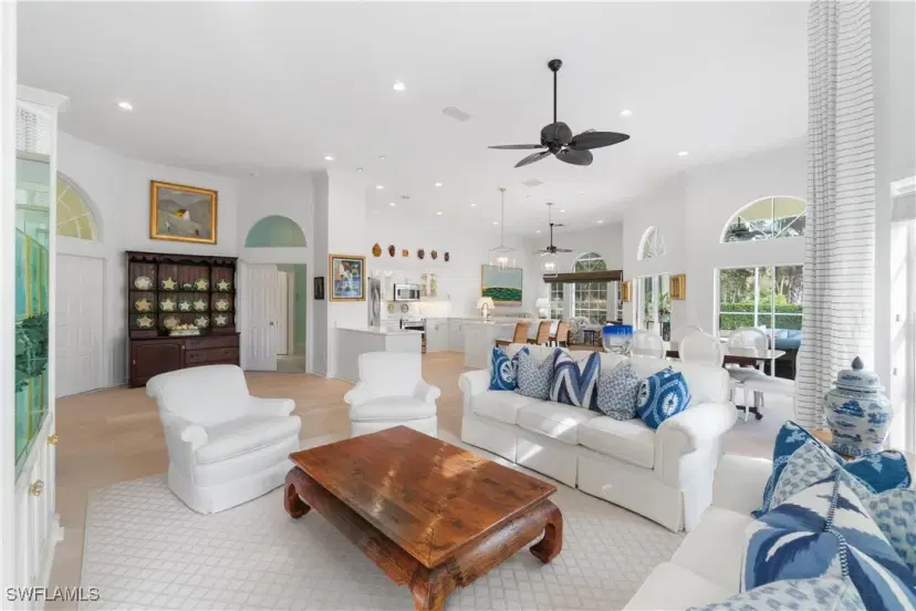 Picture of 803 Ashburton Dr, Naples FL 34110