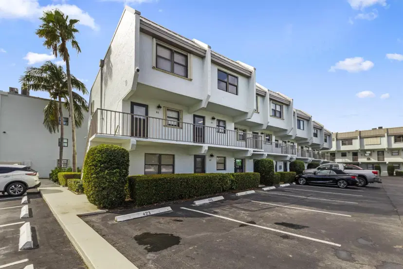 Picture of 1300 Seaway Drive Apt 7, Fort Pierce FL 34949
