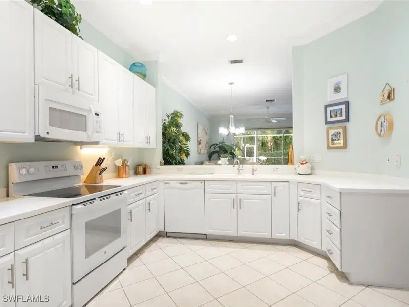 Picture of 3609 Periwinkle Way, Naples FL 34114