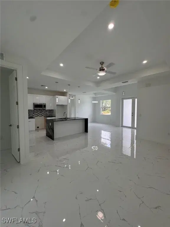 Picture of 1410 Poinsettia Ave, Lehigh Acres FL 33972