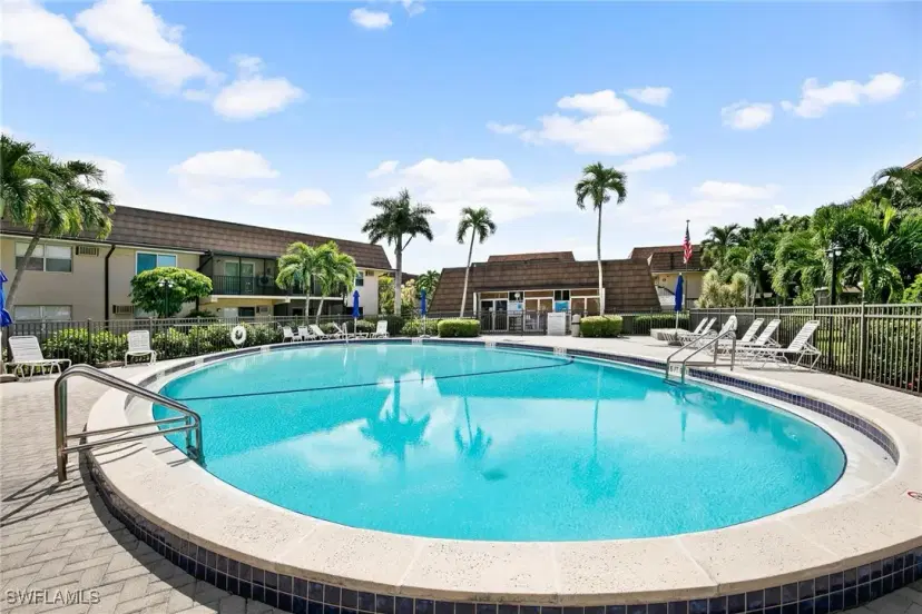 Picture of 87 N Collier Blvd N5, Marco Island FL 34145