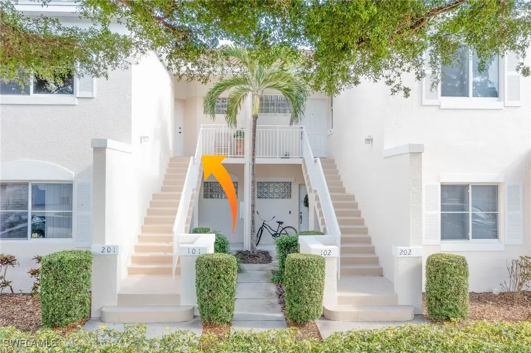 Picture of 9630 Village View Blvd 201, Bonita Springs, FL 34135