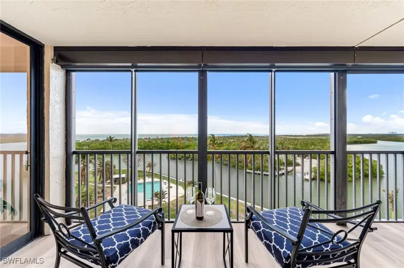 Picture of 17 Bluebill Ave 604, Naples FL 34108